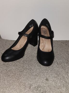 Clarks Black Mary Jane Block Heels